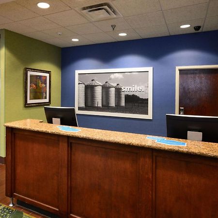 Hampton Inn Roxboro מראה חיצוני תמונה
