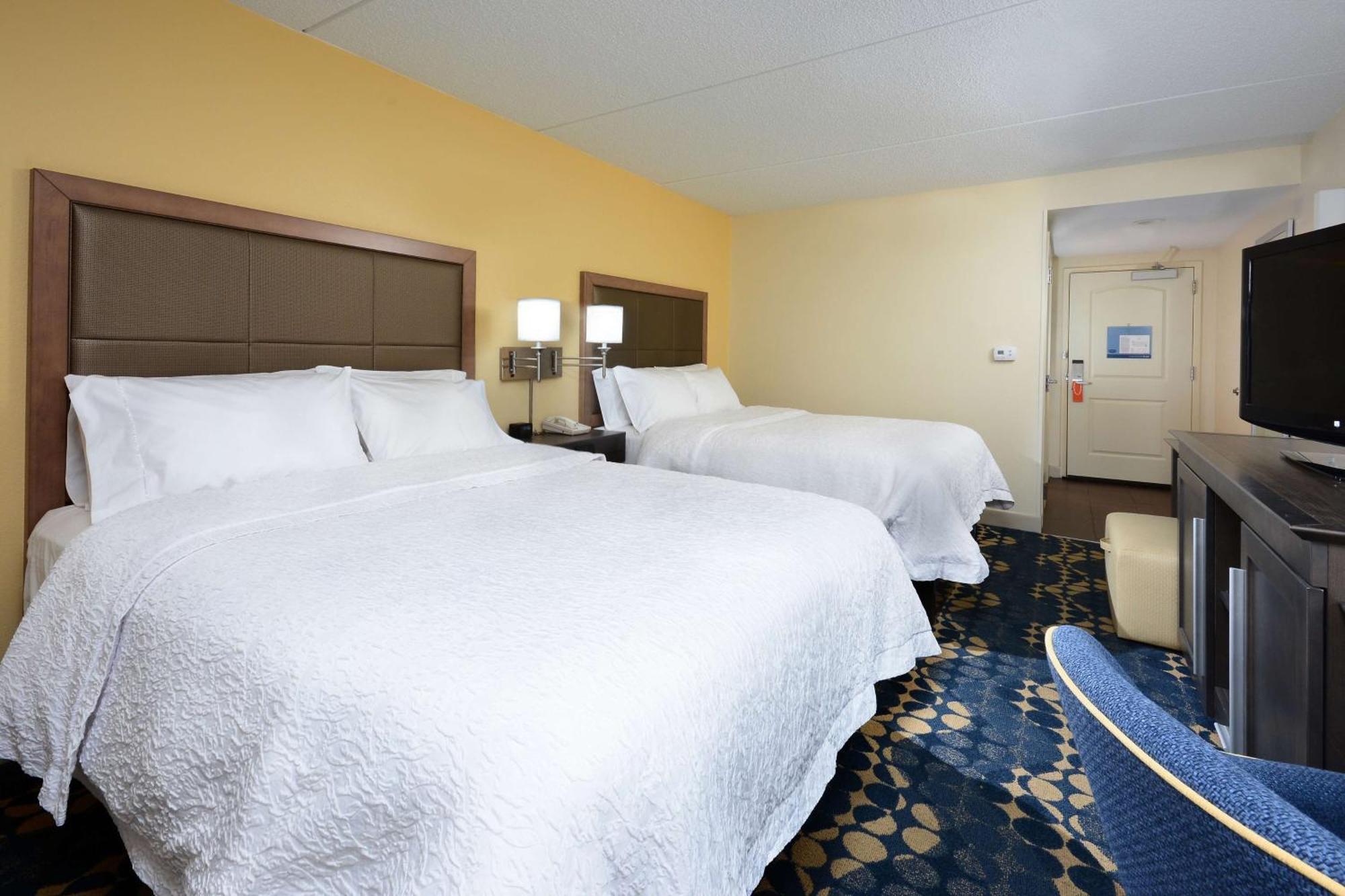 Hampton Inn Roxboro מראה חיצוני תמונה