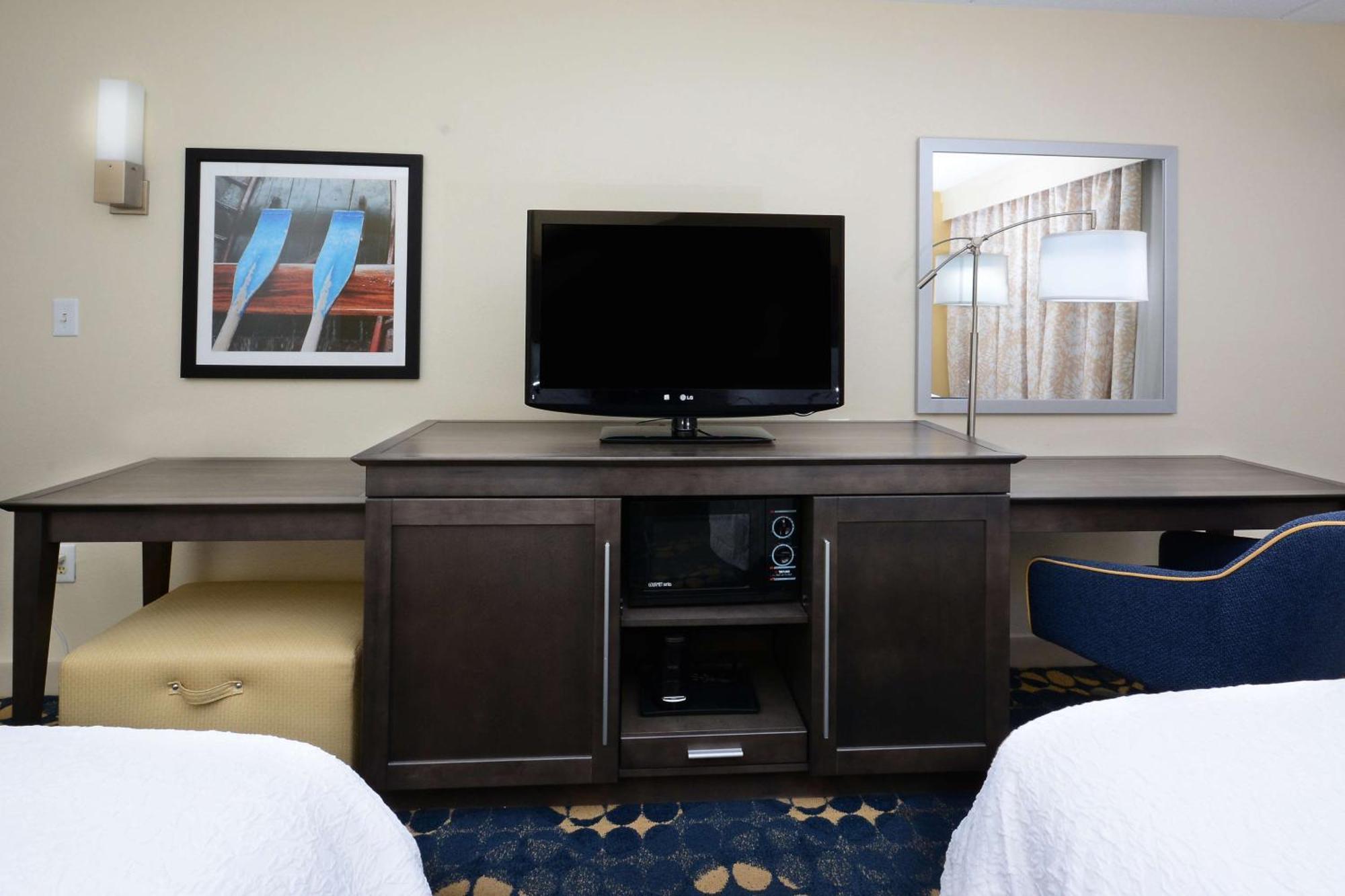 Hampton Inn Roxboro מראה חיצוני תמונה