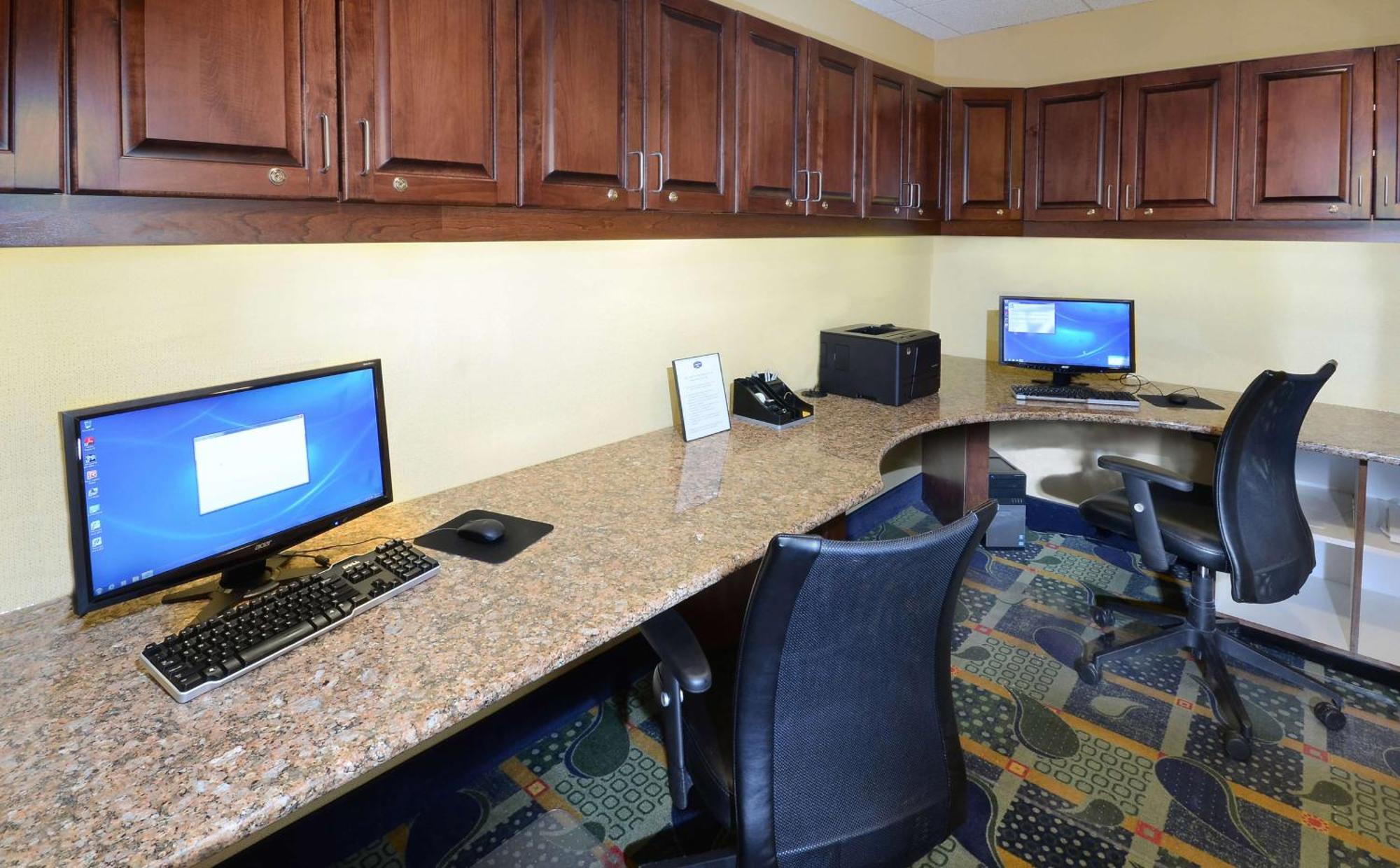 Hampton Inn Roxboro מראה חיצוני תמונה