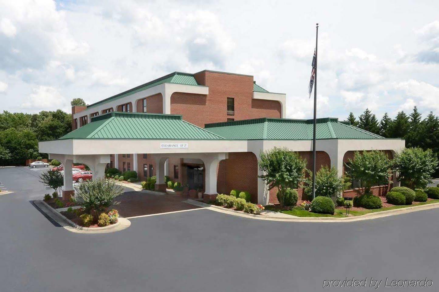 Hampton Inn Roxboro מראה חיצוני תמונה